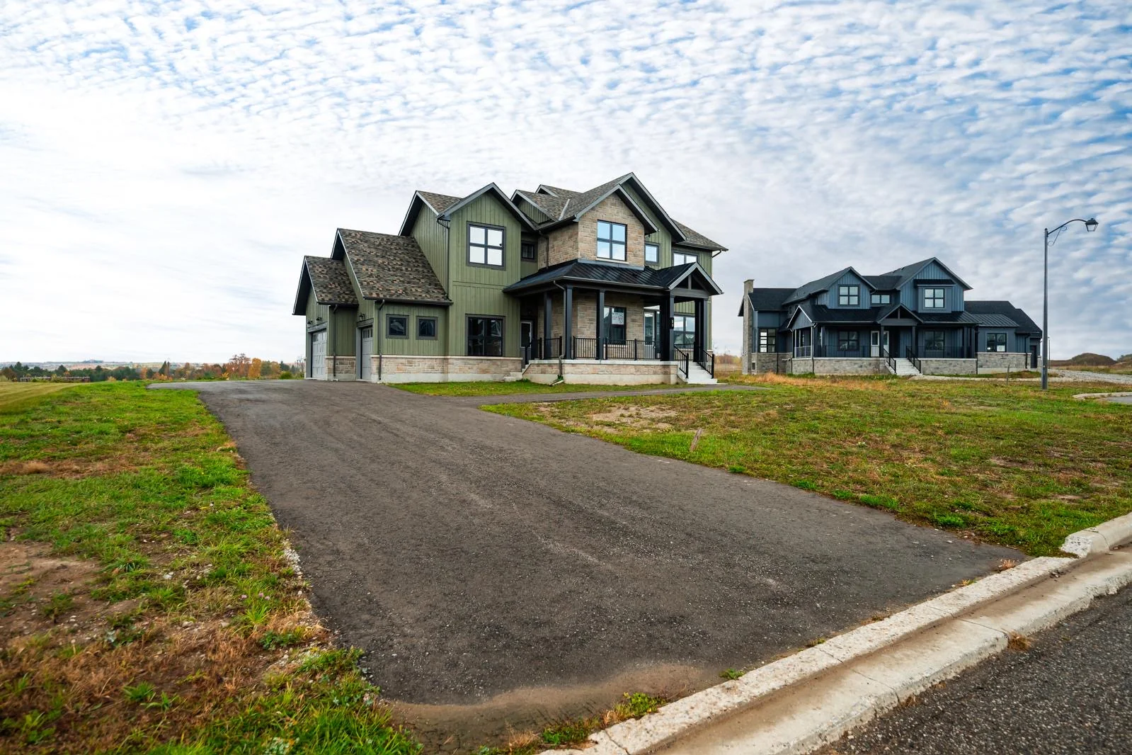 53 Holly Lane exterior driveway and large front lot